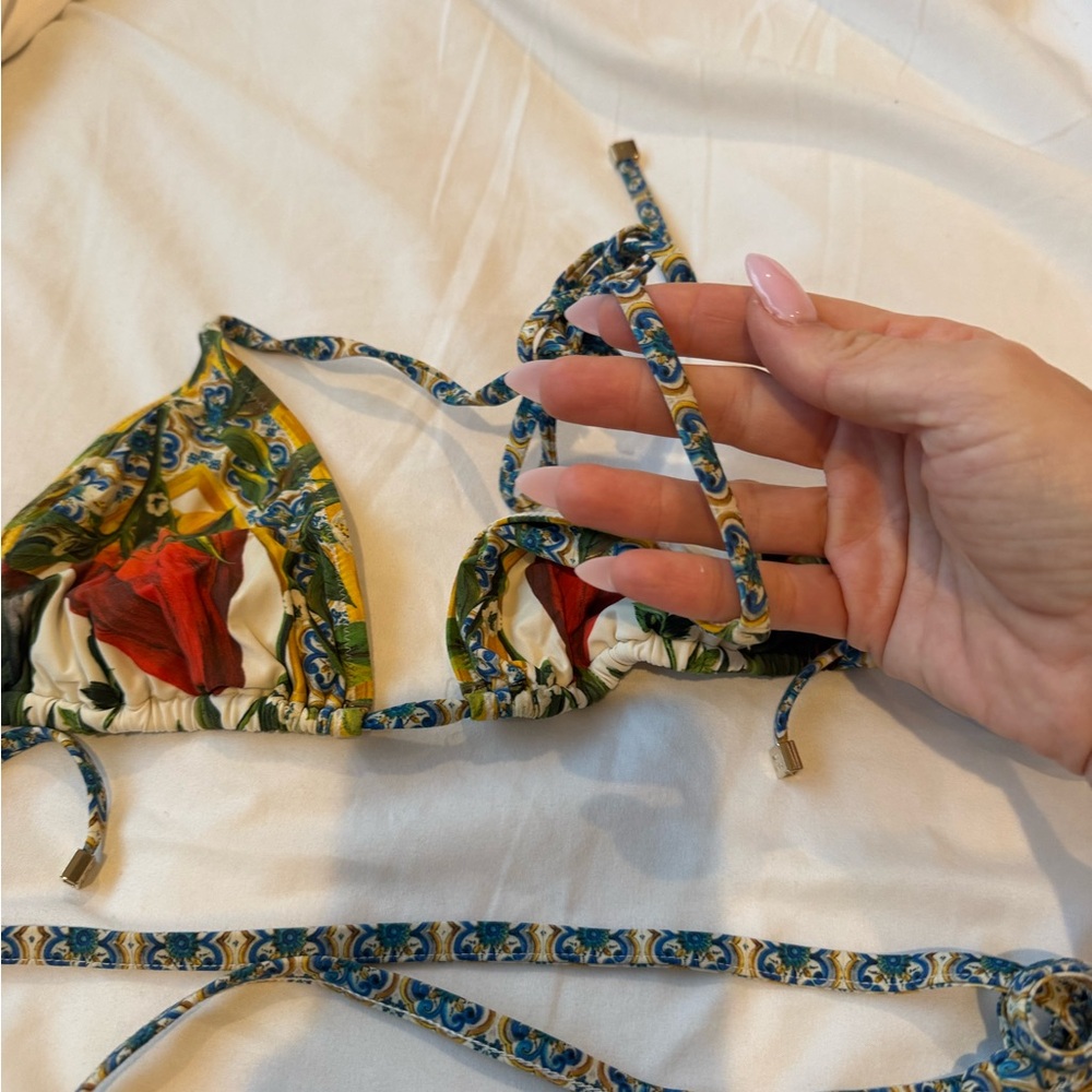 Dolce & Gabbana vintage vegetable print Bikini with yellow,Red and Green Accents - Picture 3 of 4